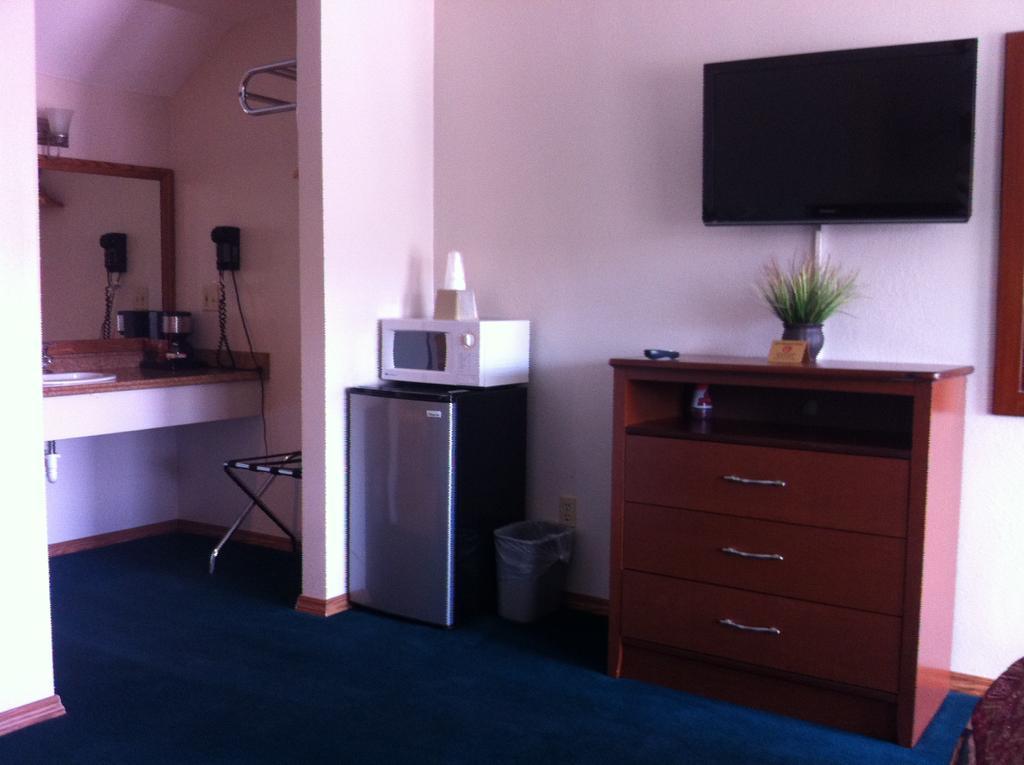Legacy Inn ไพรซ์ ภายนอก รูปภาพ